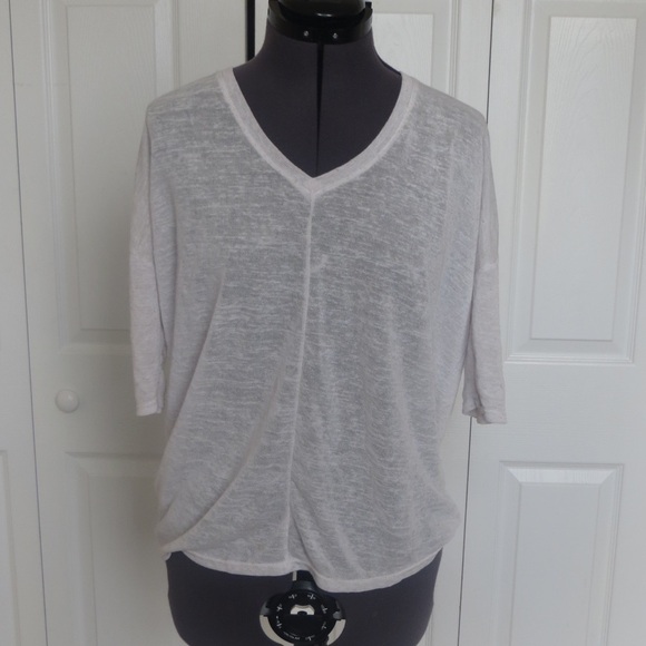 White and Tan Speckled Top, Size XS 🔴CLEARANCE🔴 - Picture 1 of 3